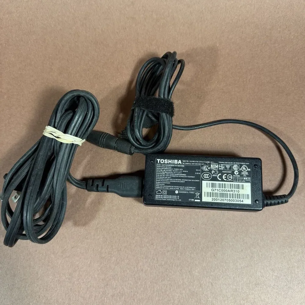 Genuine Toshiba Laptop Charger AC Adapter Power Suply PA322U-1ACA 19V 2.37A